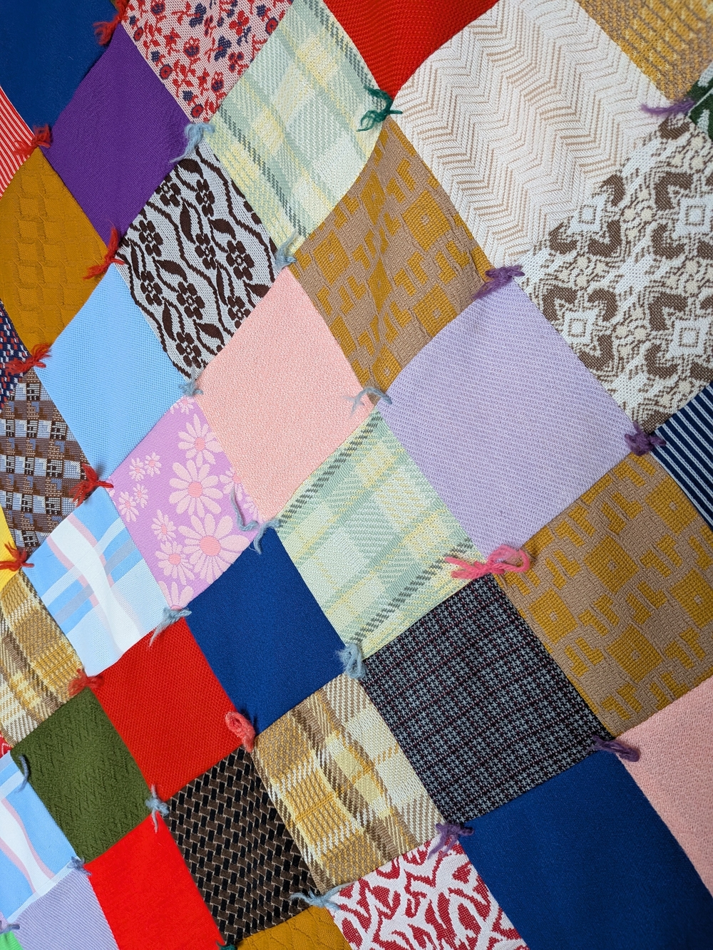 Vintage Handmade Square On Point Patchwork Quilt Blanket 1960's - Picture 3 of 9